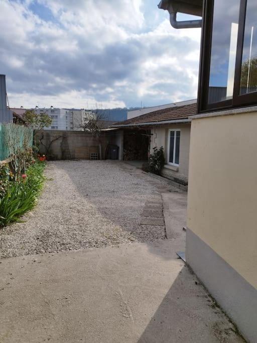 L'Hirondelle Du Faubourg Villa บา-ซู-โรบ ภายนอก รูปภาพ